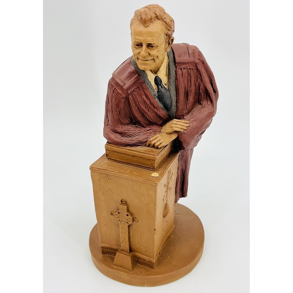 Tom Clark Parson Patterson Edition 36 Figure Statue Pastor Preacher 1984